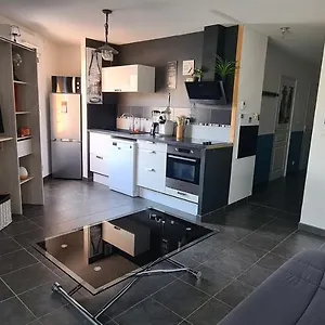 Très Beau T2 Centre Ville Appartement